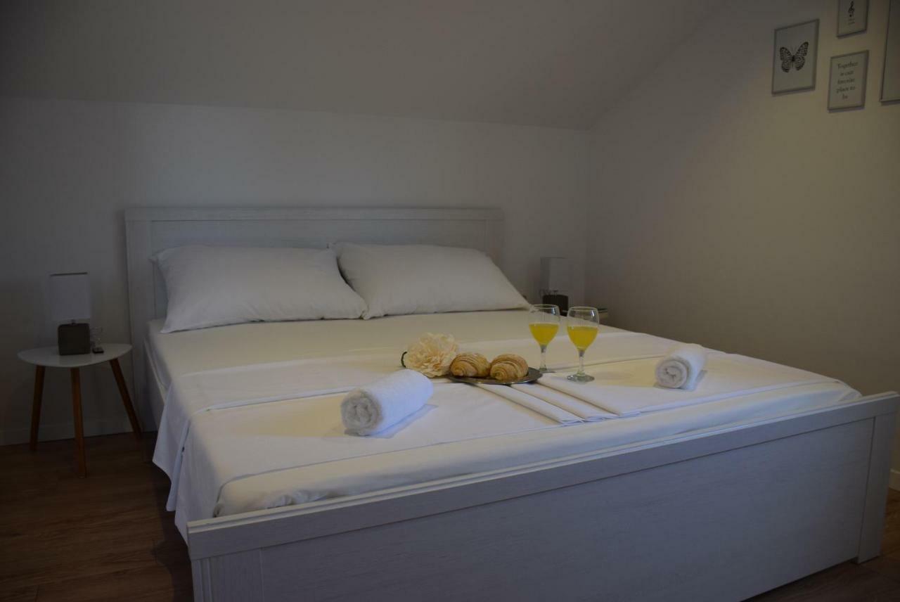 Apartments Zelic Vodice Dış mekan fotoğraf