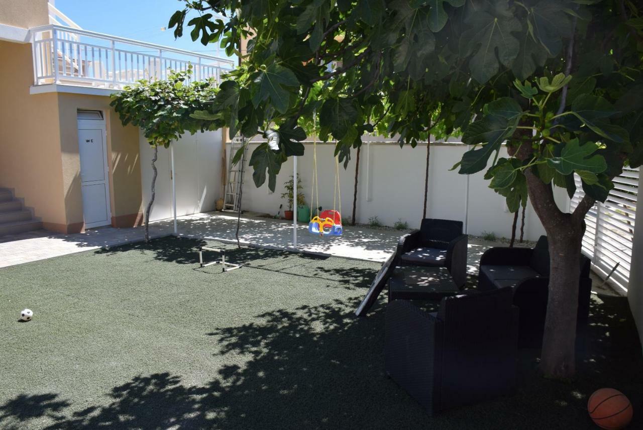 Apartments Zelic Vodice Dış mekan fotoğraf